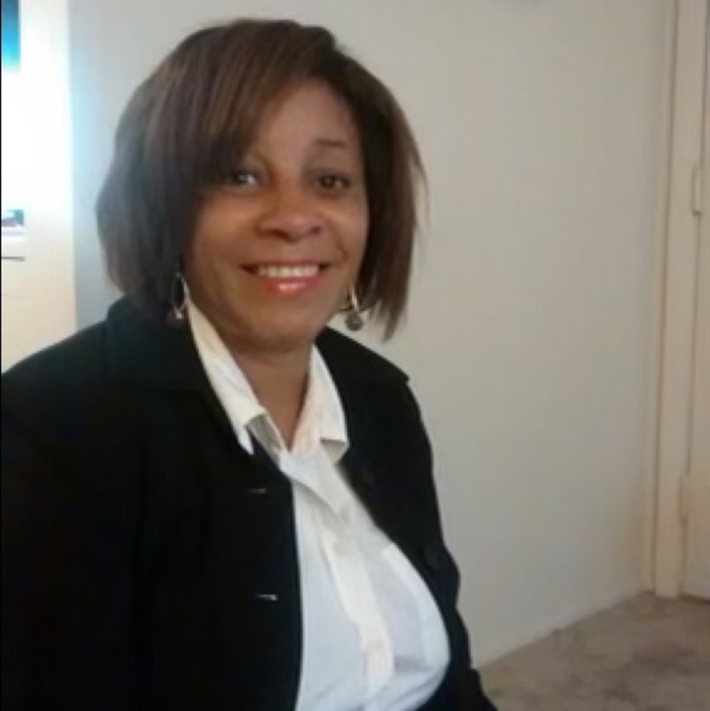 Meet your Posher, Shelly